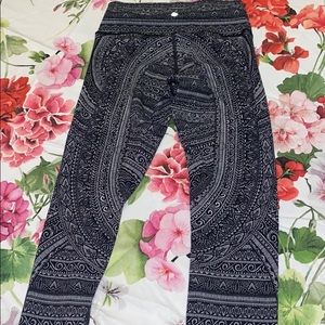 Lululemon leggings size small
